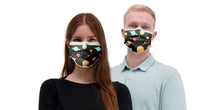 Lataa kuva Galleria-katseluun, Kasvomaski Type IIR, Avaruus Maskeilukilpailu voittaja pariskunnan päällä
